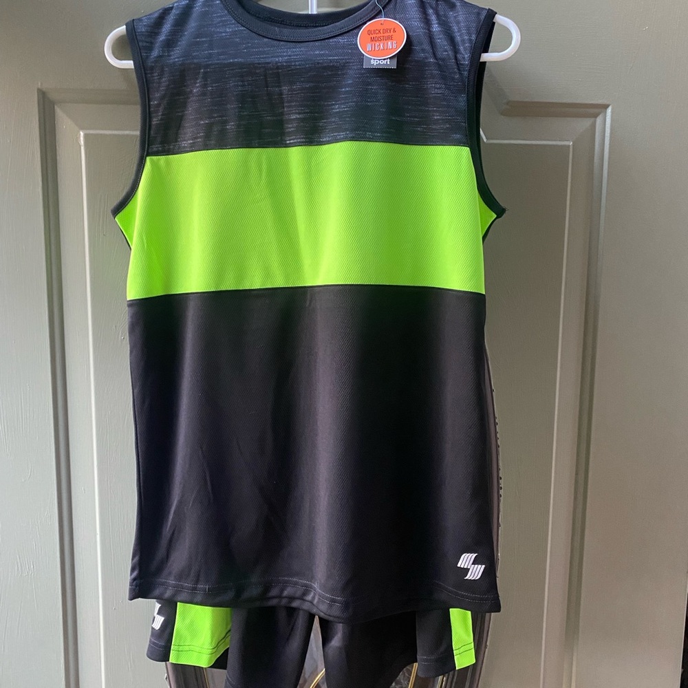 Childrens Place NWT!!! Boys 2 piece tank/short set